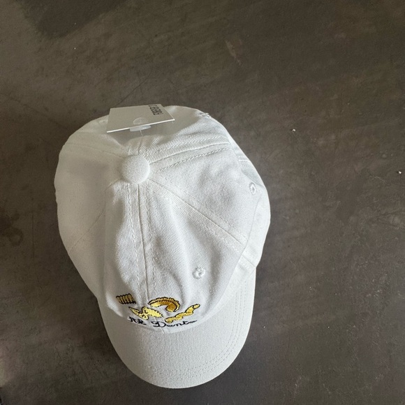 White Al Dente adjustable Cap w/ Embroidered Pasta Design & 4 black ink pen set🍝 - Picture 9 of 14